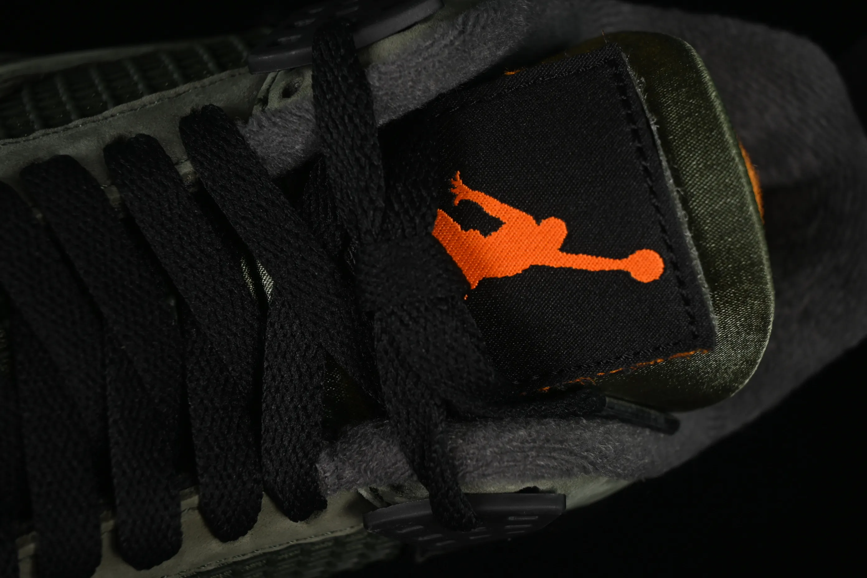 All categories Air Jordan Jordan series basketball shoes Air Jordan 4 GX foreign trade version Undefeated x Air Jordan 4 OG AJ4 Joe 4 olive green suede IB1519-200
